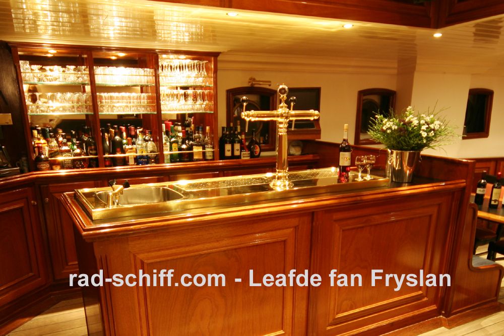 Leafde fan Fryslan - Bar